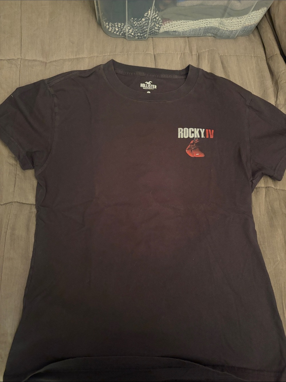 Hollister Men's Rocky IV Graphic Tee - Black with Red Accent